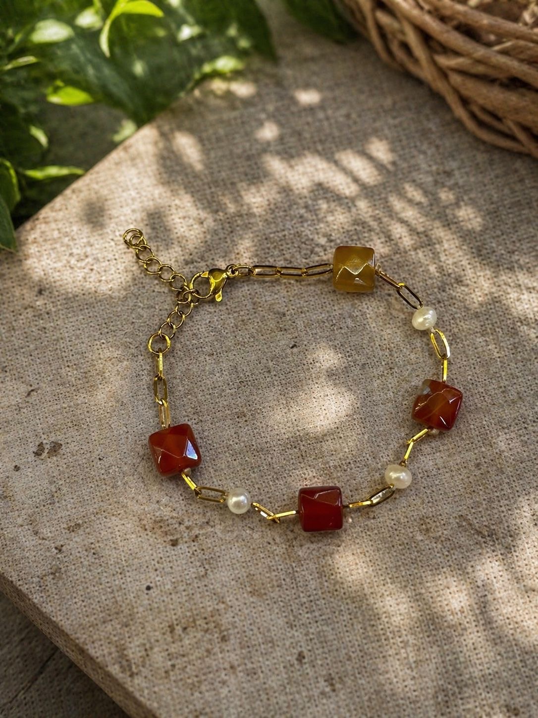 Carnelian & Pearl Bracelet